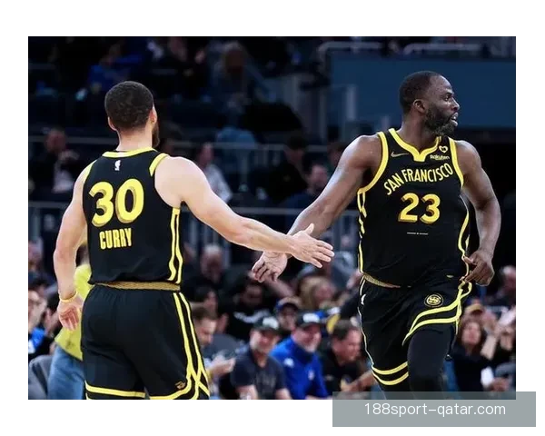 勇士迎利好库里训练强度提升接近合练回归穆迪恢复顺利下周复查在即